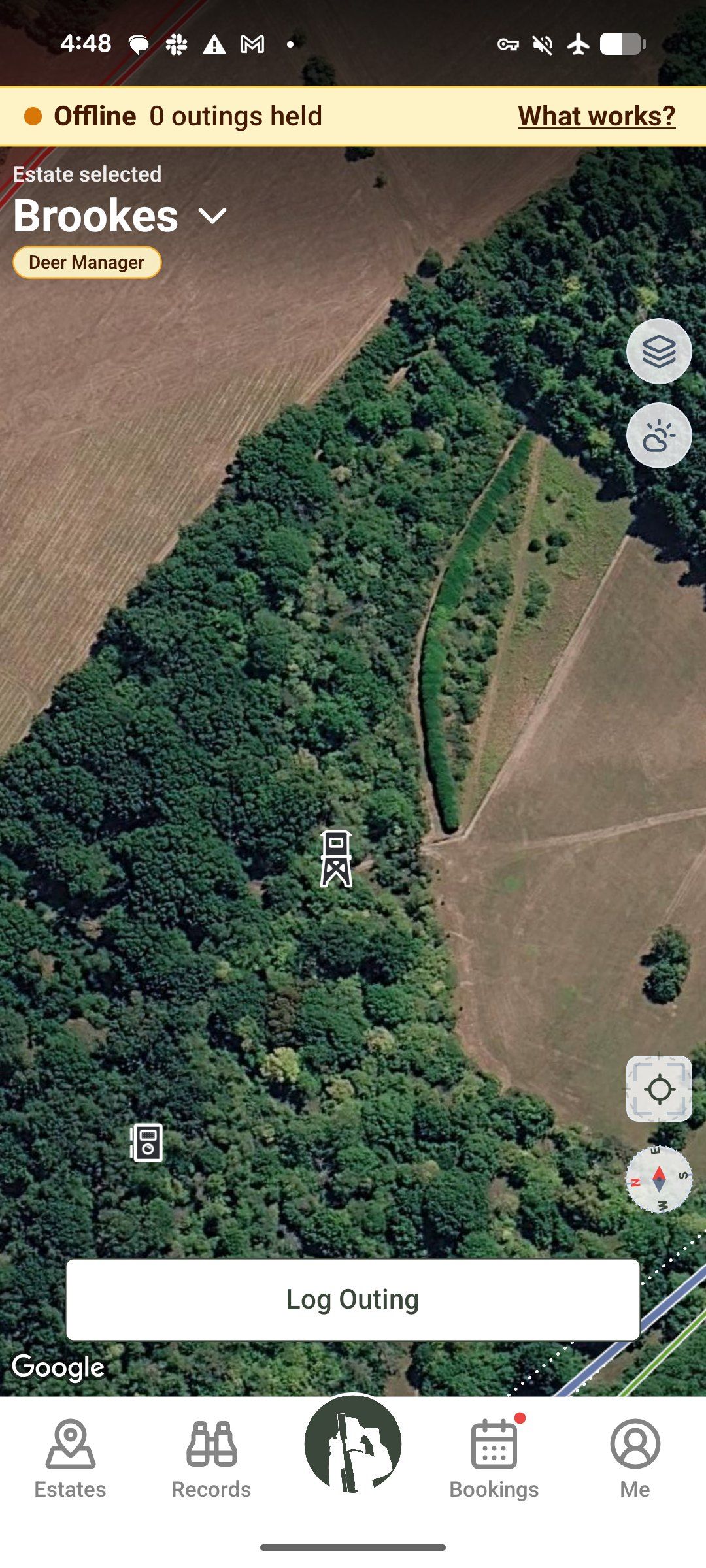 Estate map with the airplane mode icon in the status bar